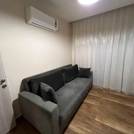 Ferah, Konyaalti Kumsalina Yakin, Merkezi Konum '15'
